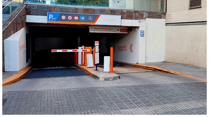 Parking Lluis Millet telpark by Empark