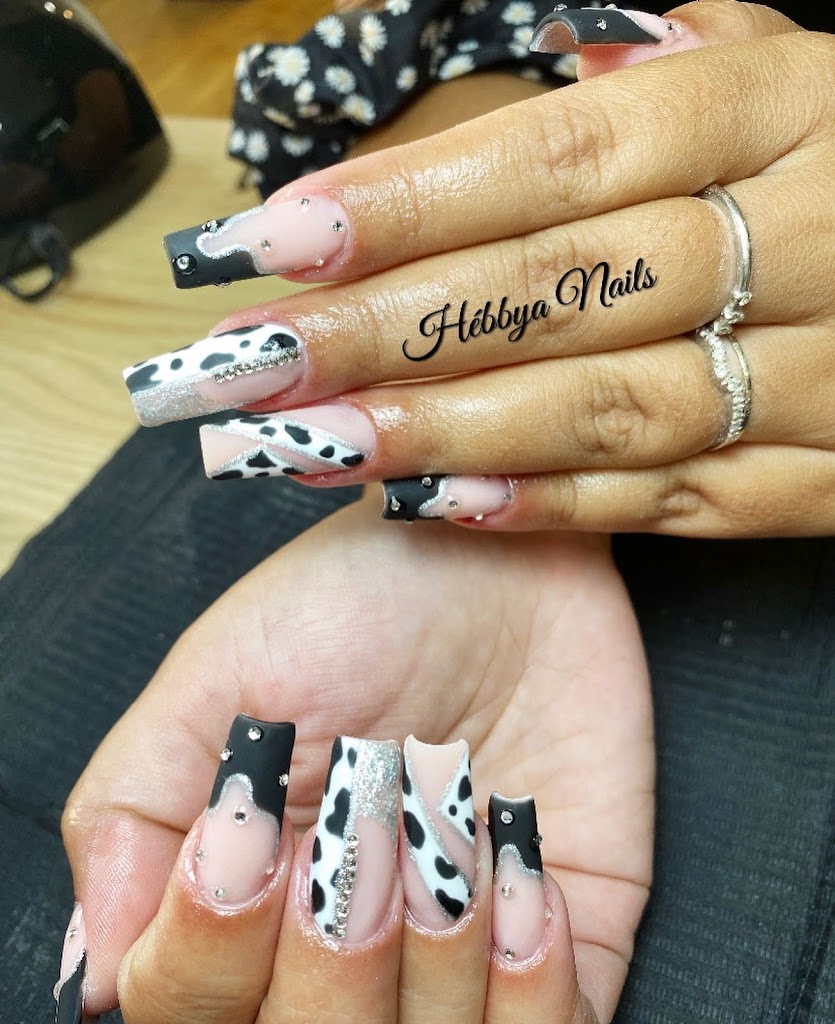 HEBBYA NAILS - Estetica y Peluqueria