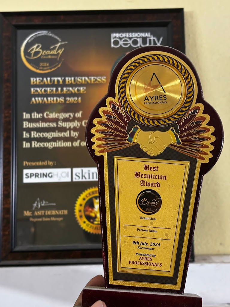 Vally Blush Beauty Parlour