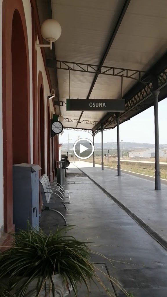 Av. Estacion, 21 Parking — Videos