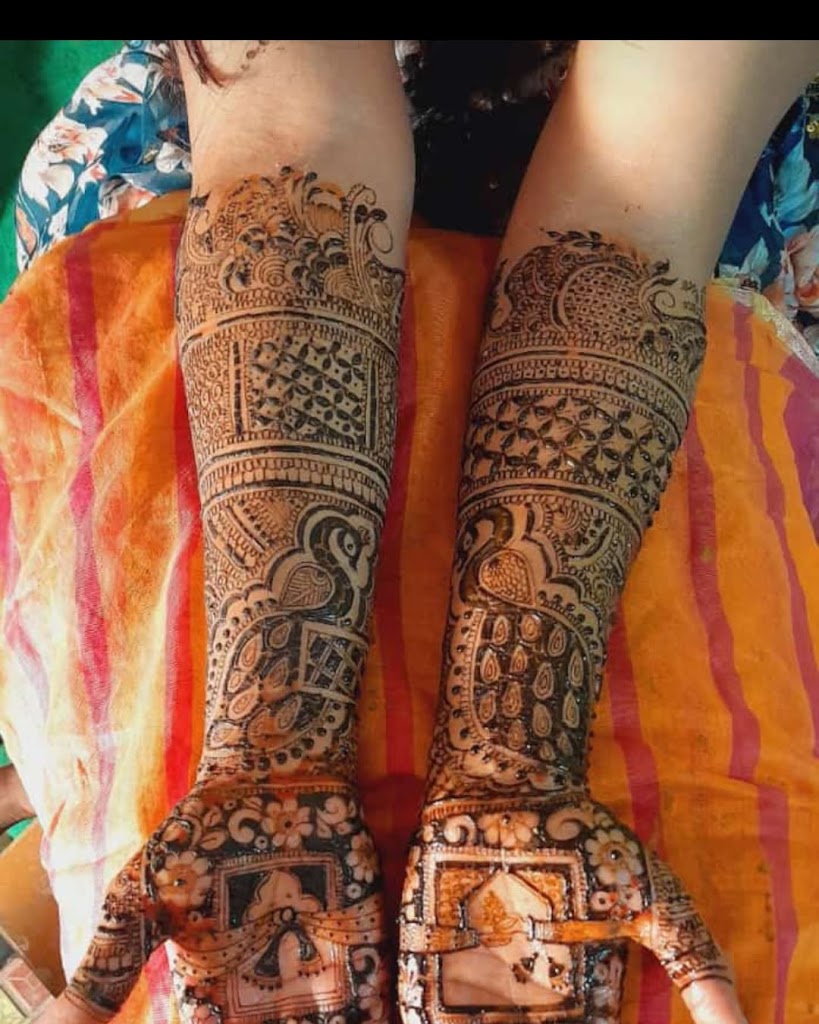 Honey Herbal Beauty Parlour Only For Ladies