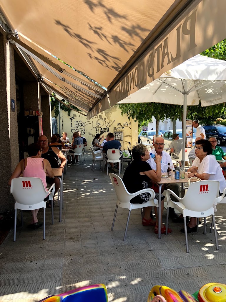 La fleca del barri — Ambiente