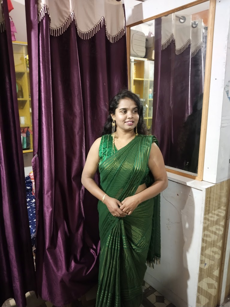 Hima Beauty Salon Cosmetology And Bridal Studio