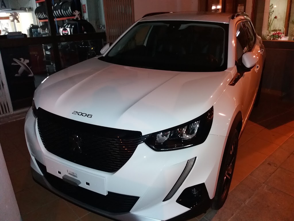 Peugeot at TALLER SA TORRETA ALCUDIA — Concesionario de automoviles