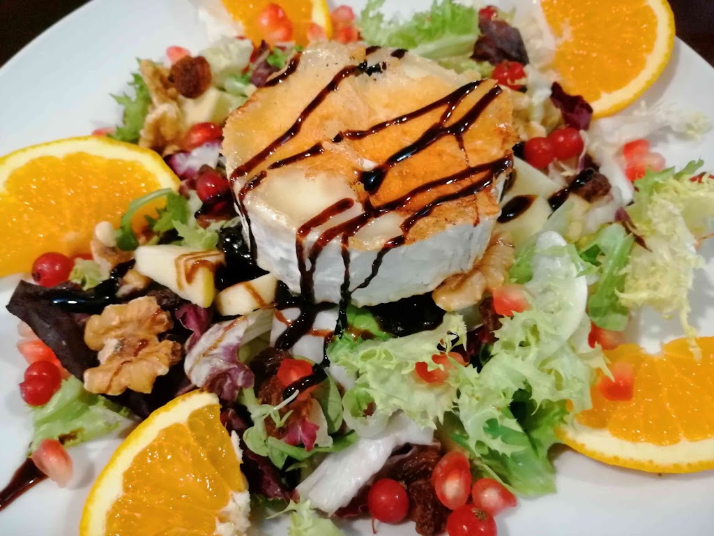 Restaurante EL MARINERO — Comida y bebida