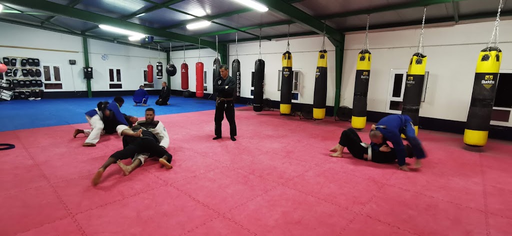 Club deportivo KM-Boxing - Kick K1, BJJ, KRAV MAGA — Ejercicio fisico