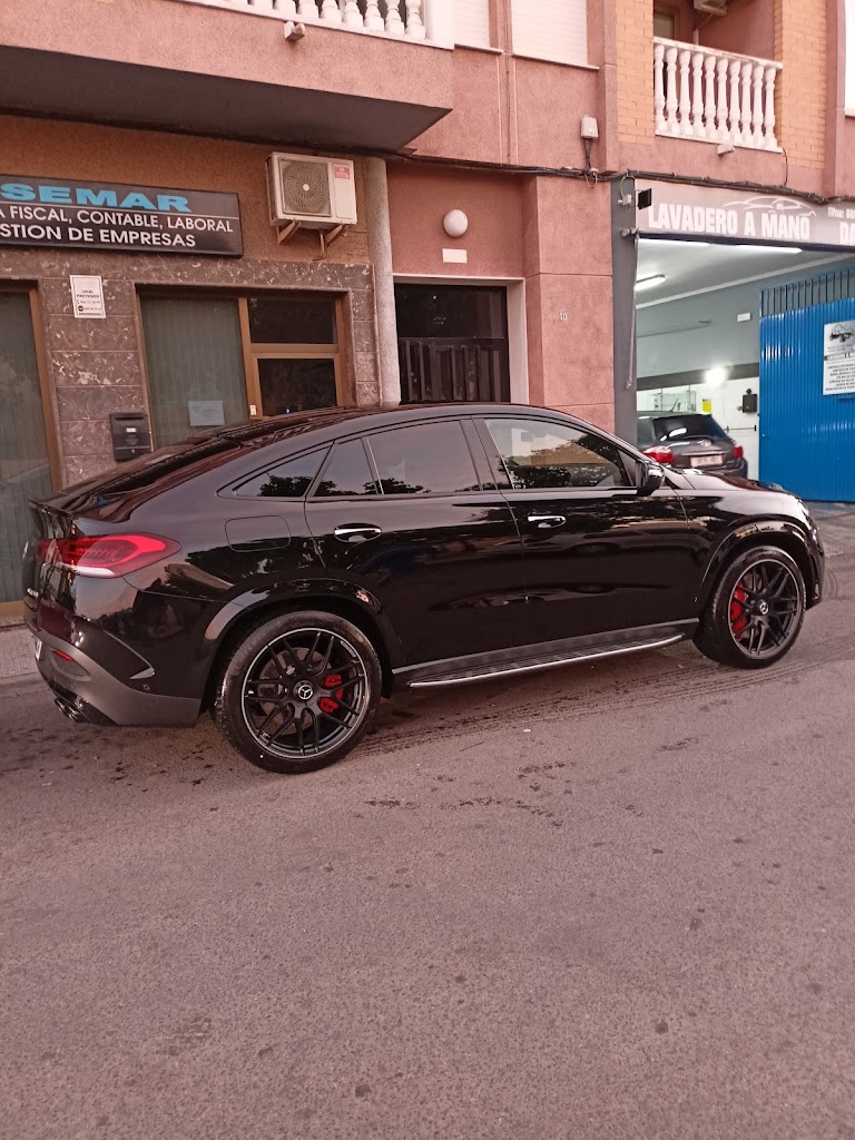 LAVADERO A MANO DANI — Del propietario