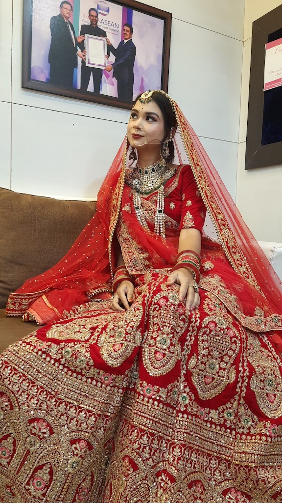 Aditi Beauty Parlour