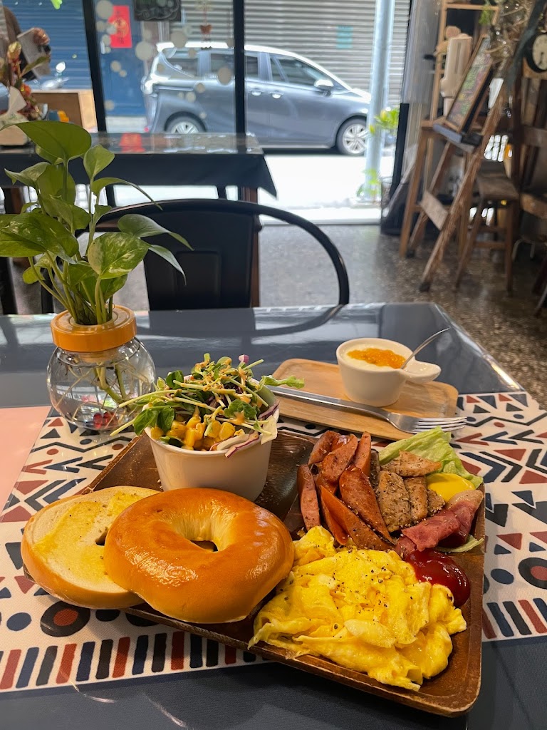 單眼皮双眼皮早餐輕食 的照片