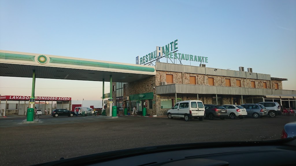 Gasolinera Miajadas — Surtidor de combustible