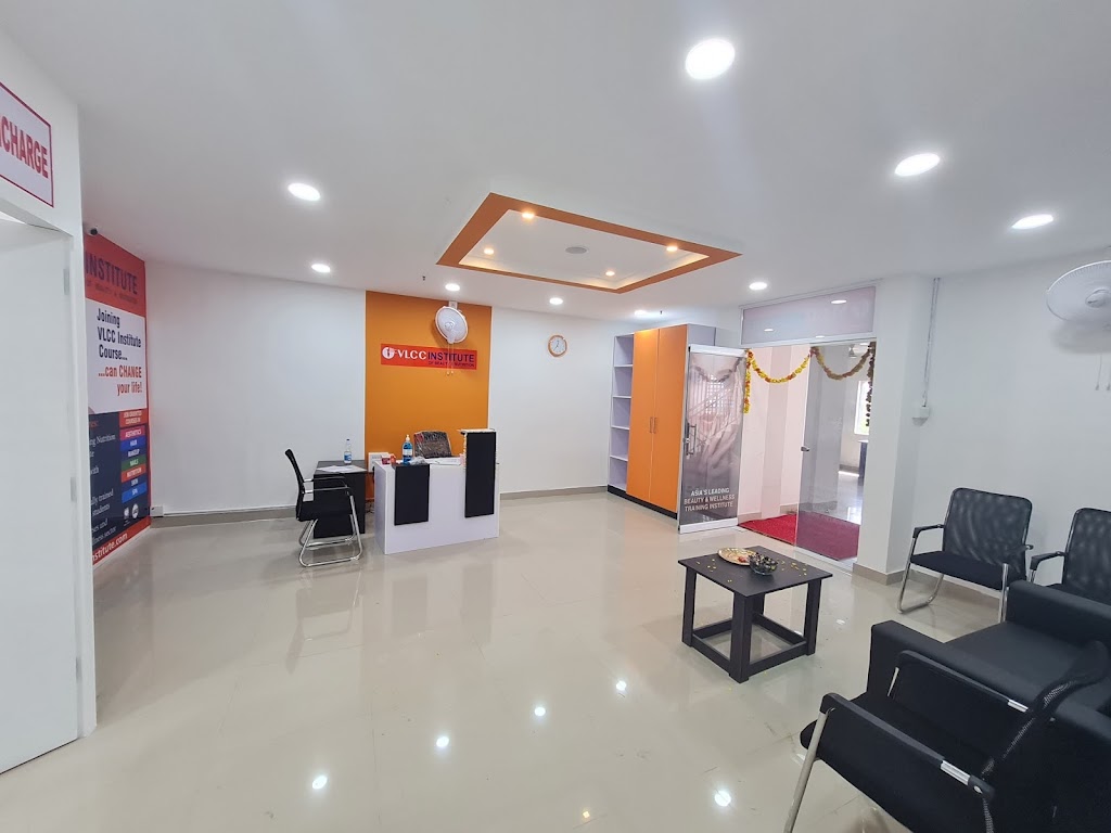 Vlcc School Of Beauty Institute In Sakthan Thampuran Nagar Thrissur