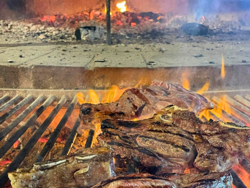 Restaurant El Reno — Comida y bebida