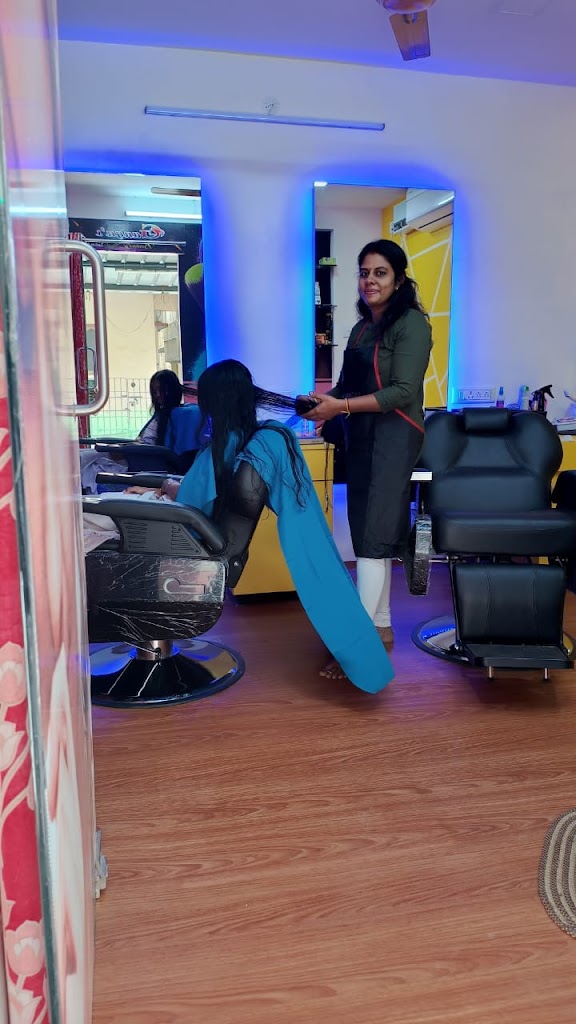 Ganga S Beauty Studio Ladies And Kid S