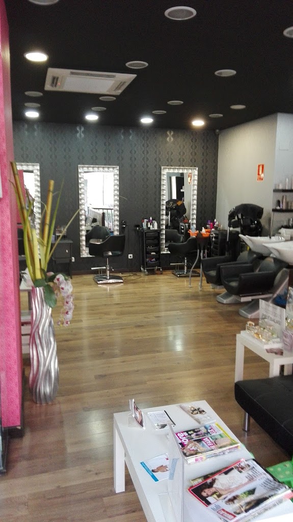TRAZZOS PELUQUERIA & ESTETICA — Interior