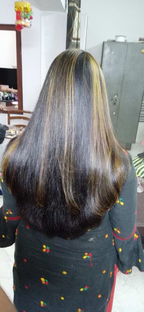 Manav Beauty Parlour