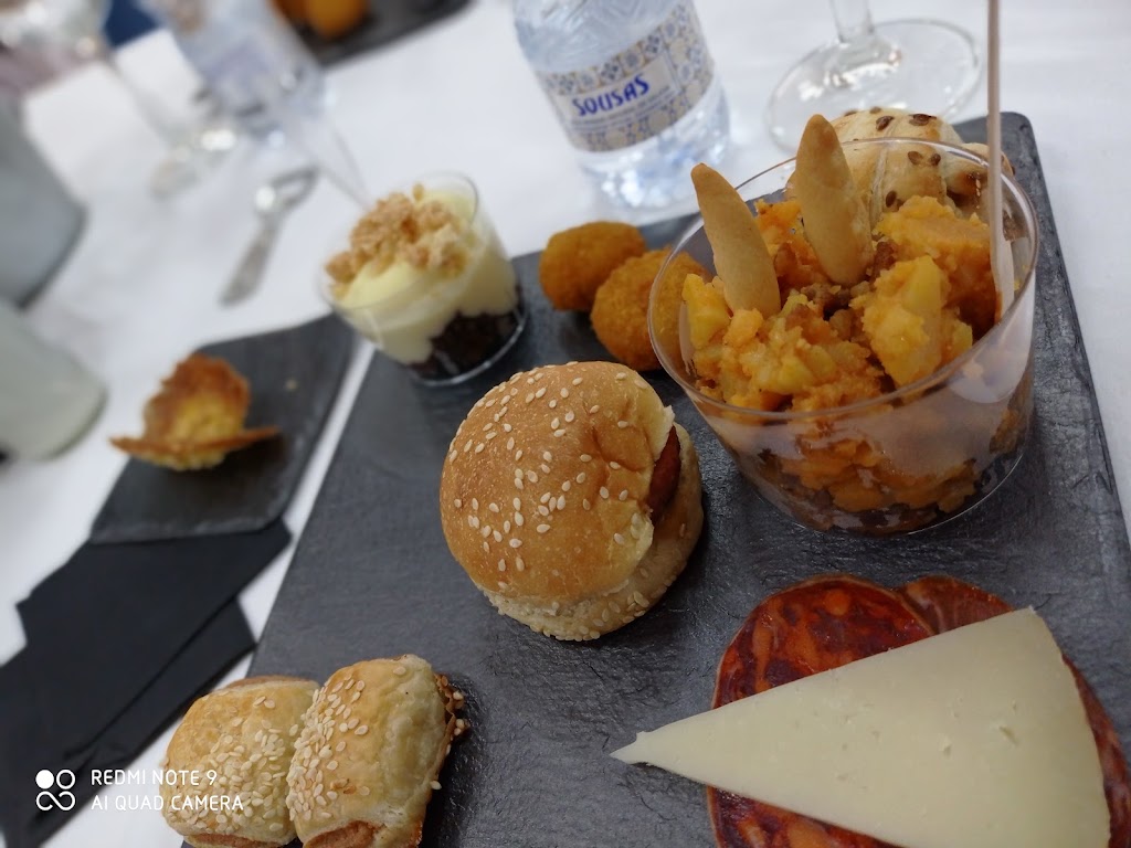 Bar UME — Comida y bebida