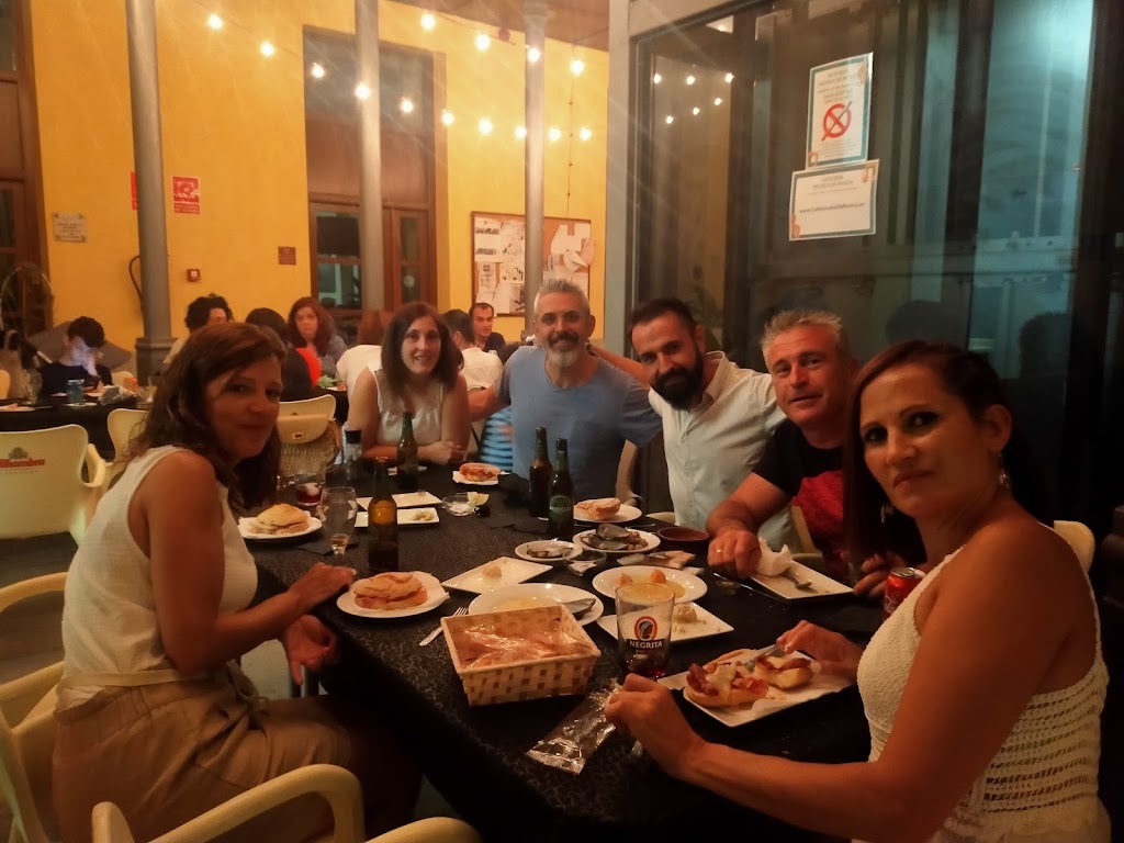 Cafeteria Escuela de Musica — Ambiente