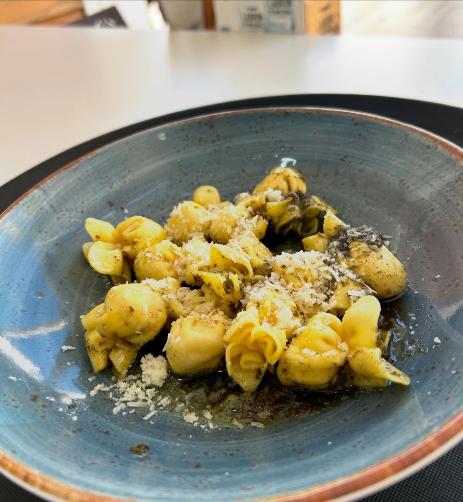Chiringuito Poniente — Comida y bebida