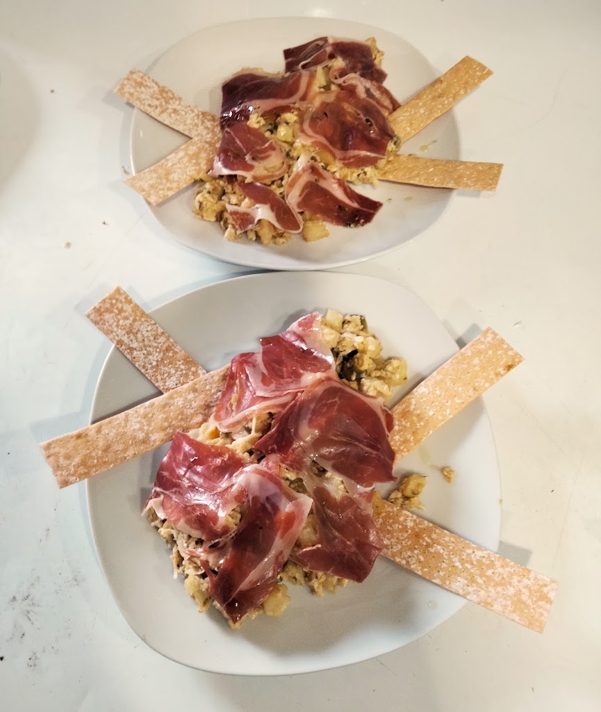 Las Marismas Bar — Comida y bebida
