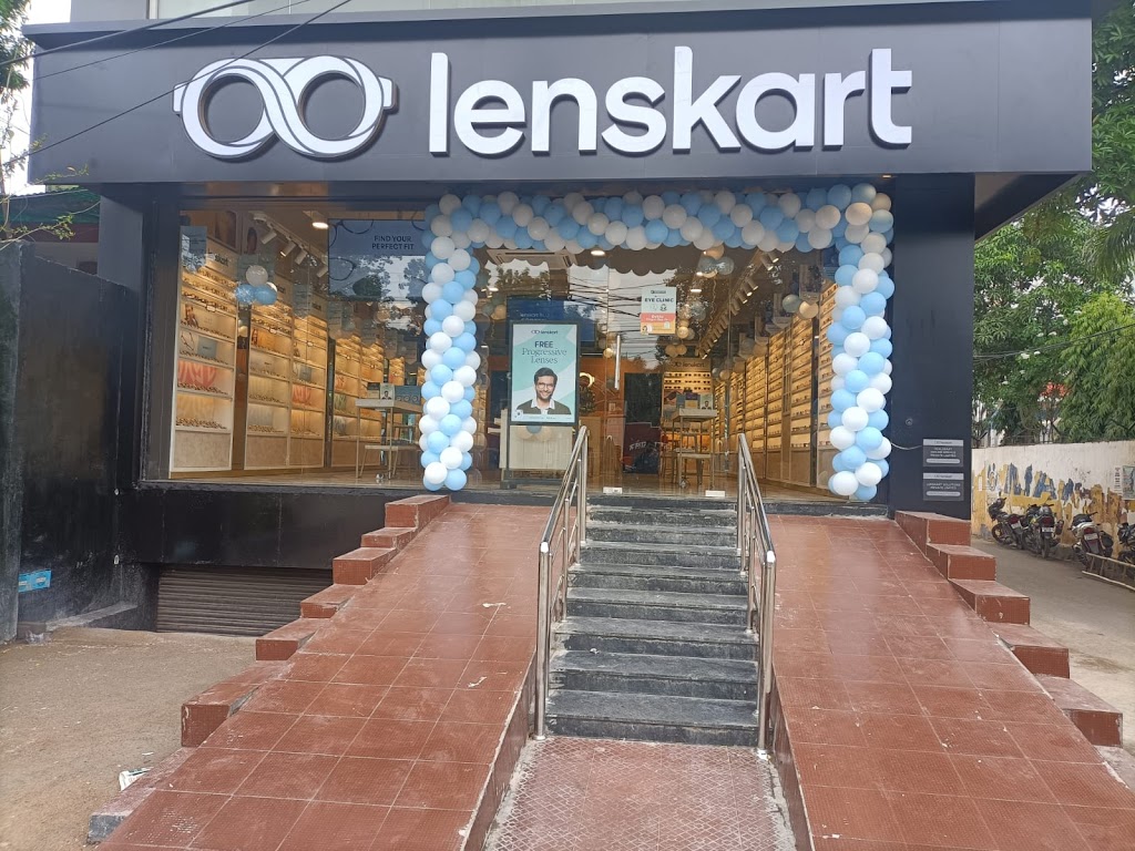 Lenskart.com at RK College Road, Raipur