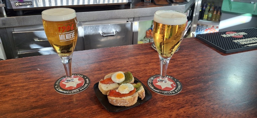 Tribuna — Comida y bebida