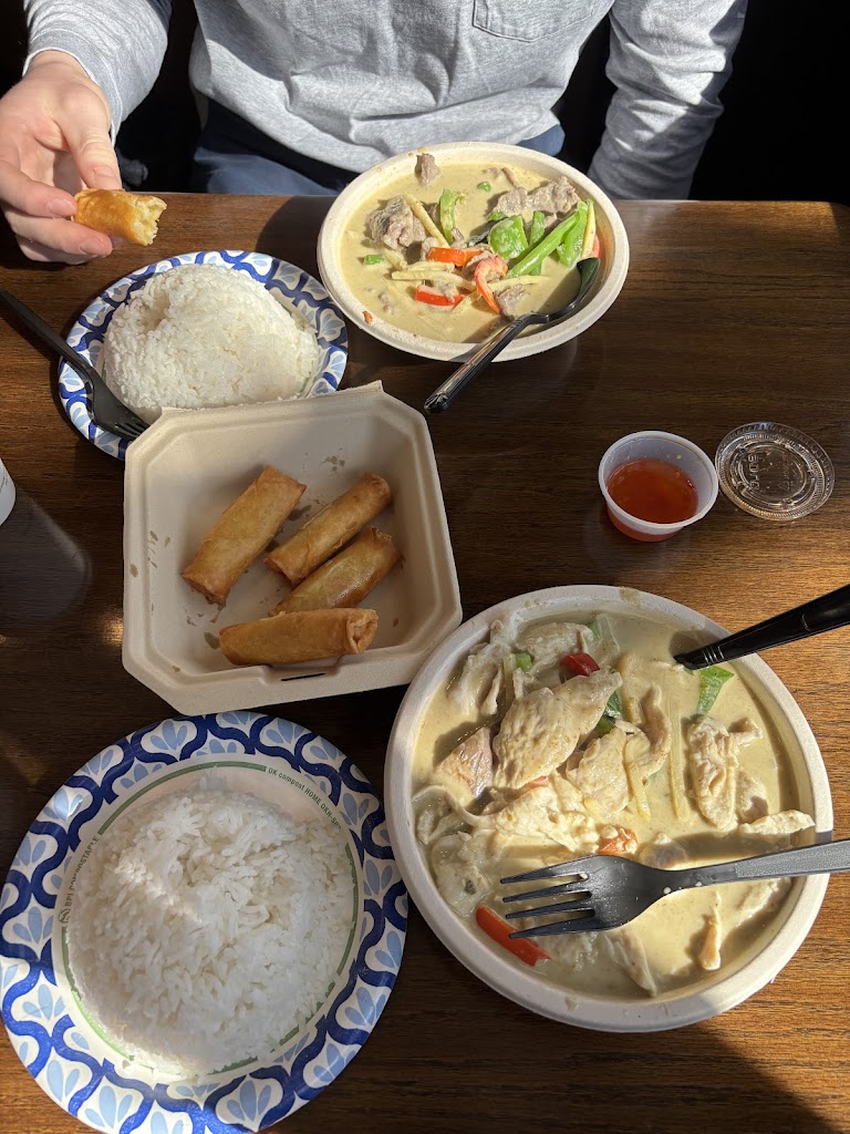 Thai Delight (formerly Lil Thai Pin)