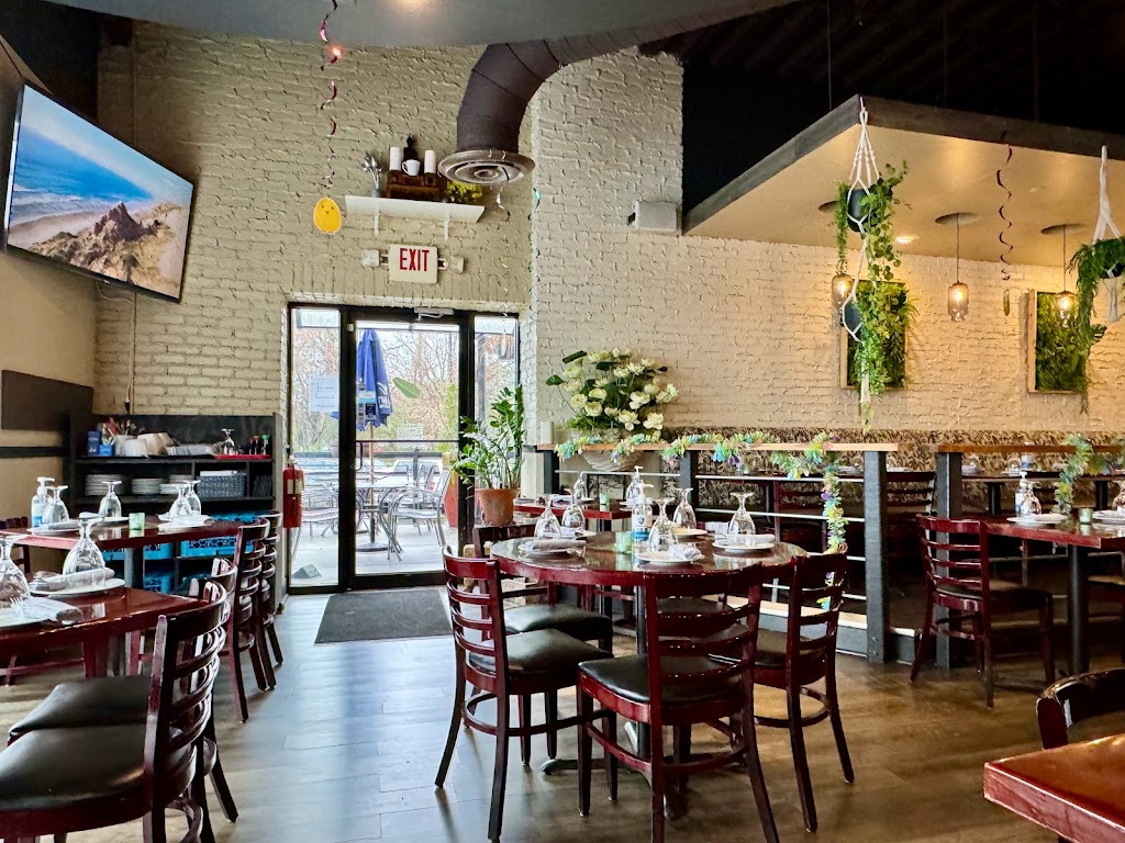 Banana Leaf Thai Sushi Restaurant and Bar