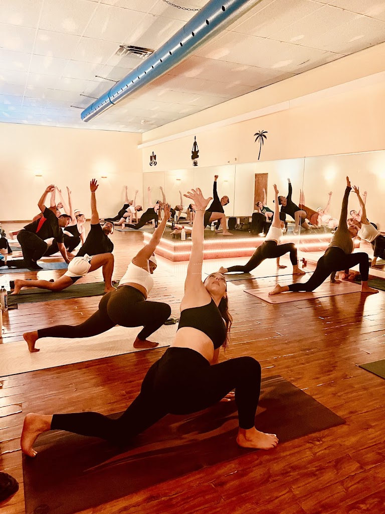  Hot Yoga Hut