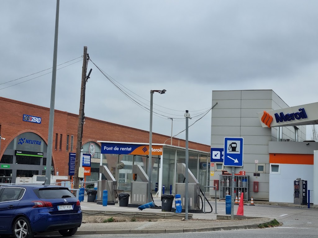 MEROIL S.A. MOLINS DE REI — Estacion de servicio