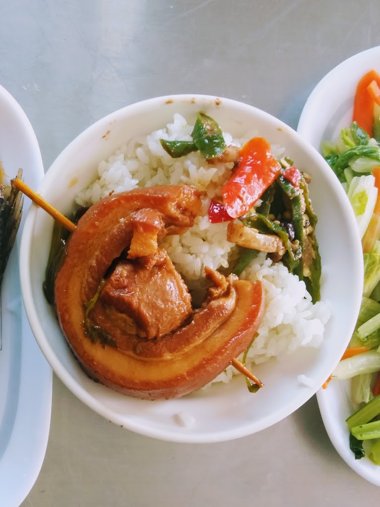 堂.控肉飯 的照片