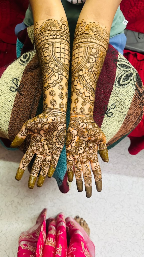 Sakhi Beauty Parlour