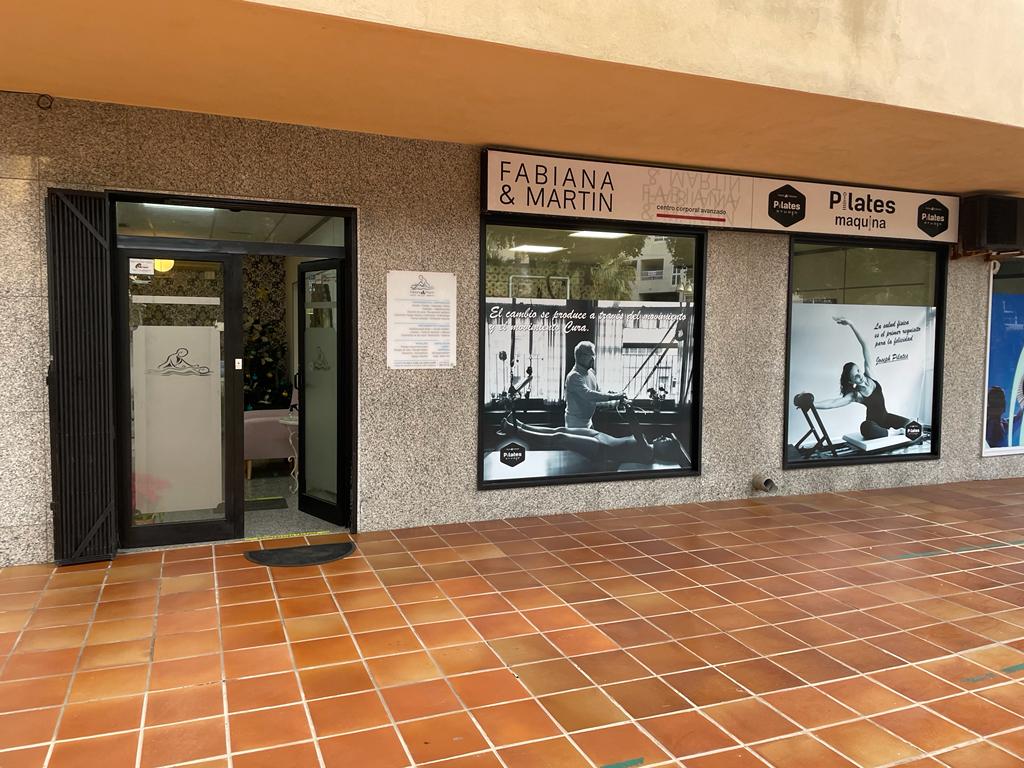 CLINICA MEDICO ESTETICA by  FABIANA MARTIN ALMERIMAR — Exterior