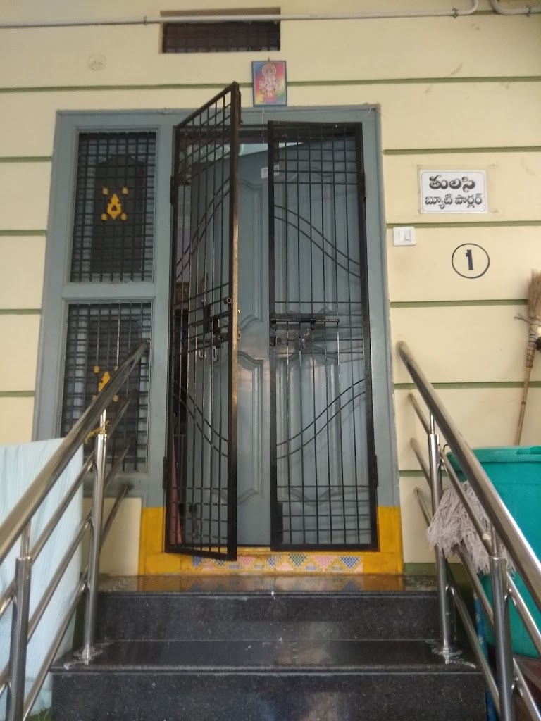 Tulasi Beauty Parlour For Ladies Only