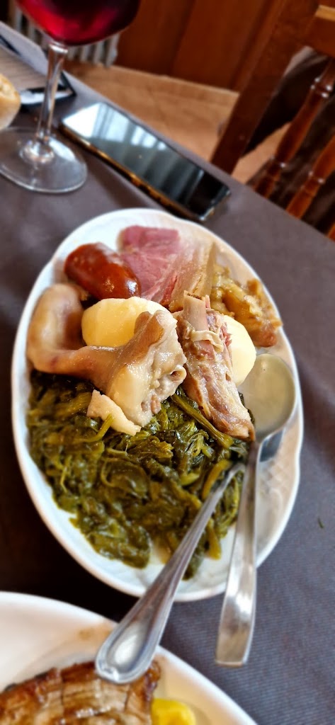 Pension las Palmeras — Comida y bebida
