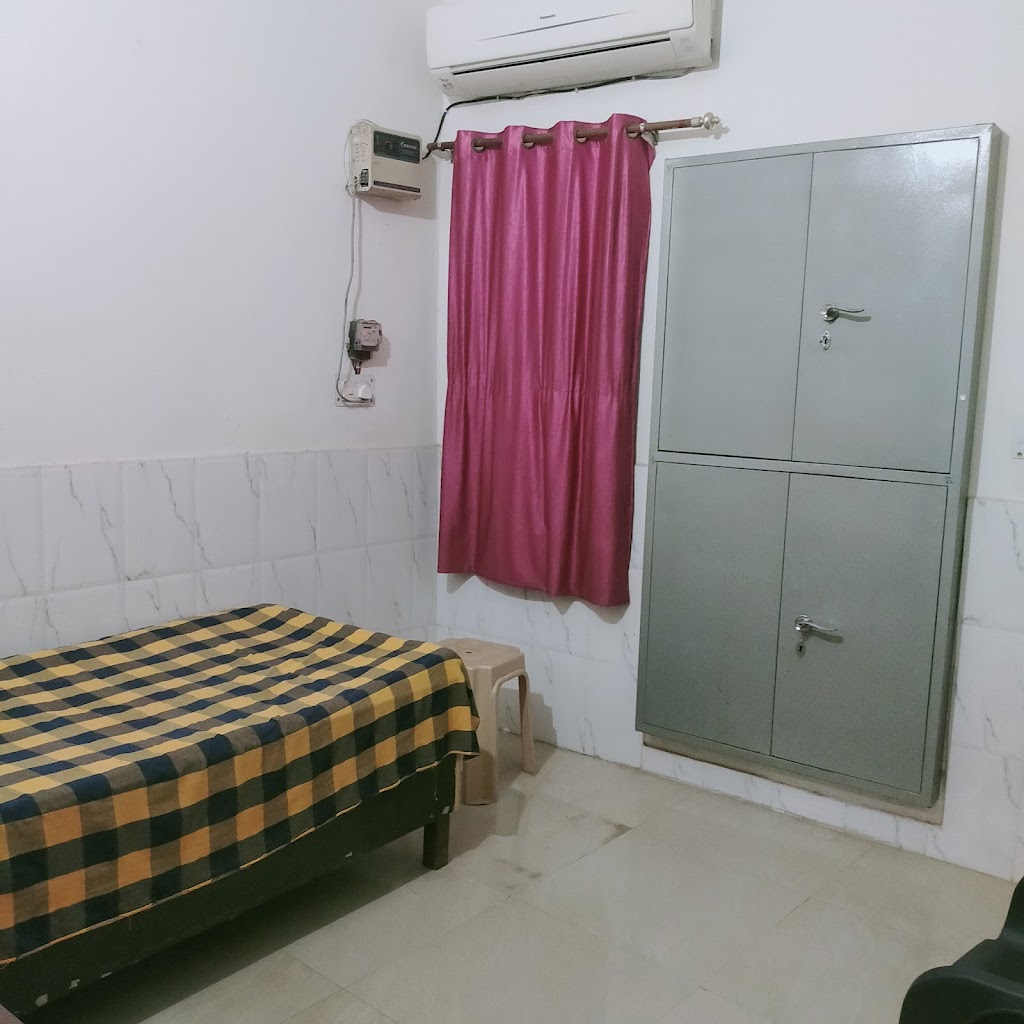 Raghav Pg & Guest House