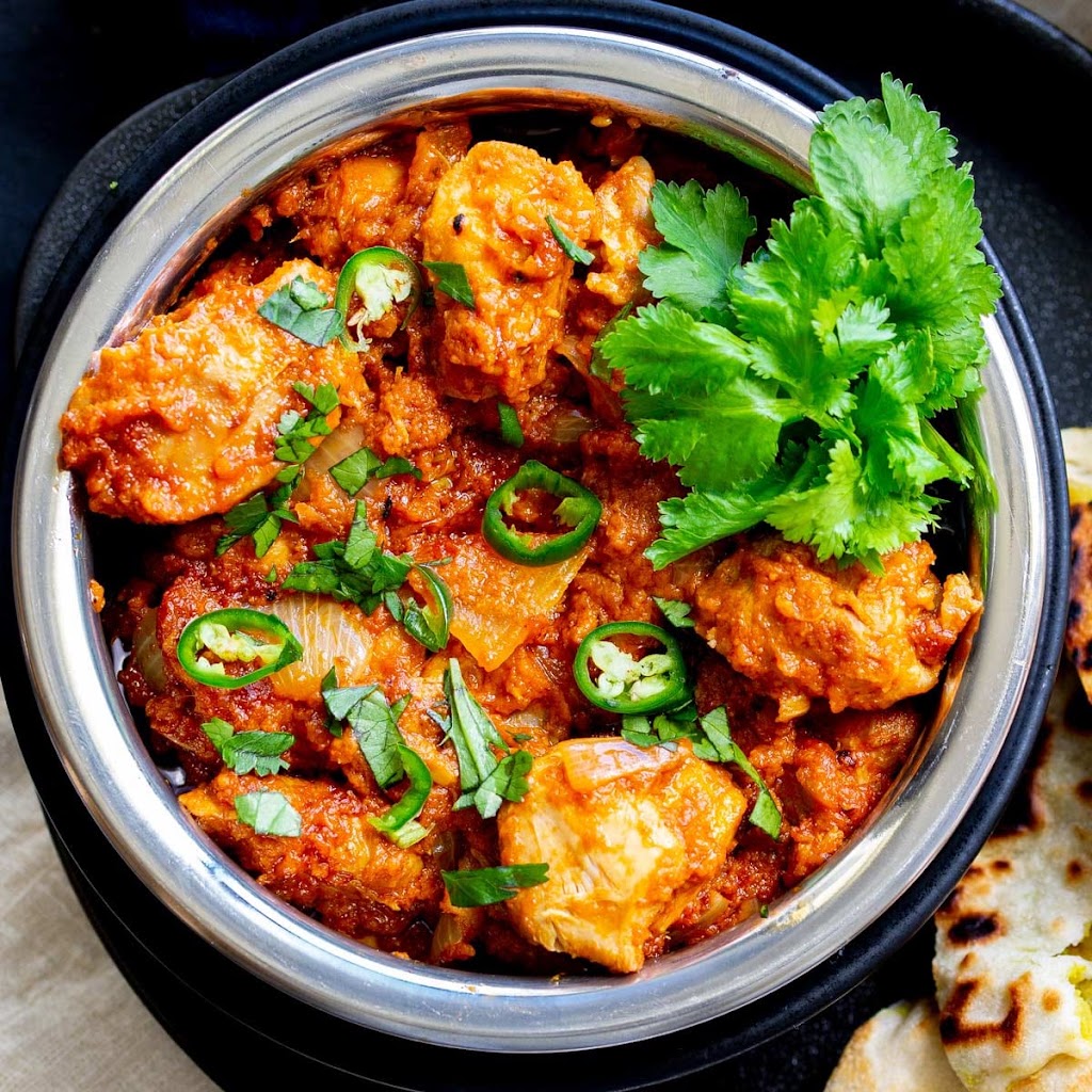 Salt n' Pepper (Indian Tandoori ) — Comida y bebida