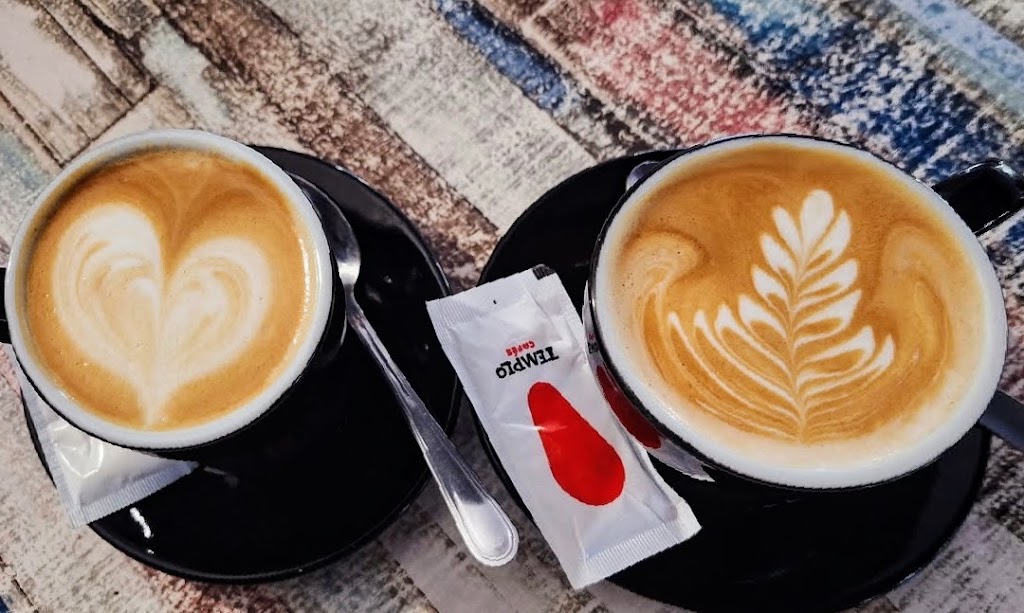 Mar Y Toro — Capuchino