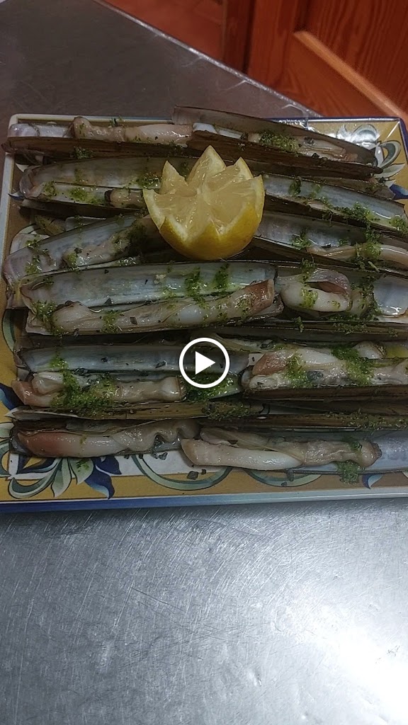 El Buen Sabor Restaurante — Videos