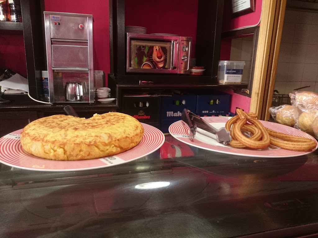 Reston Plaza — Comida y bebida