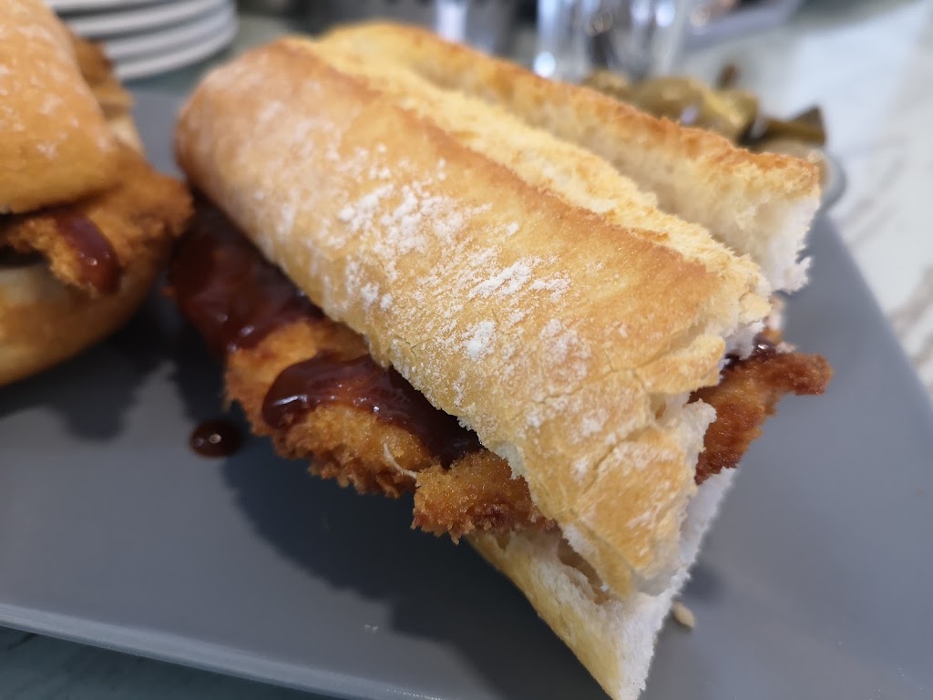Bar Zentral — Baguette
