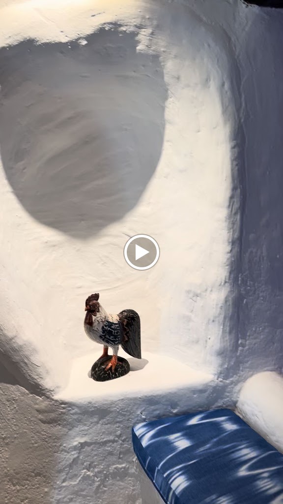 U Gallet — Videos
