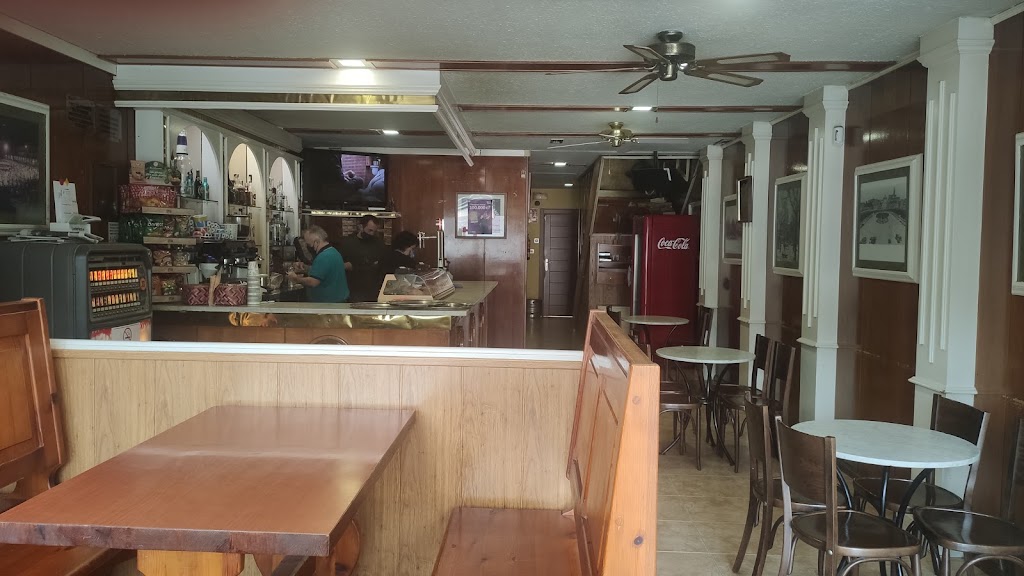 Restaurant Cafeteria Les Voltes — Ambiente