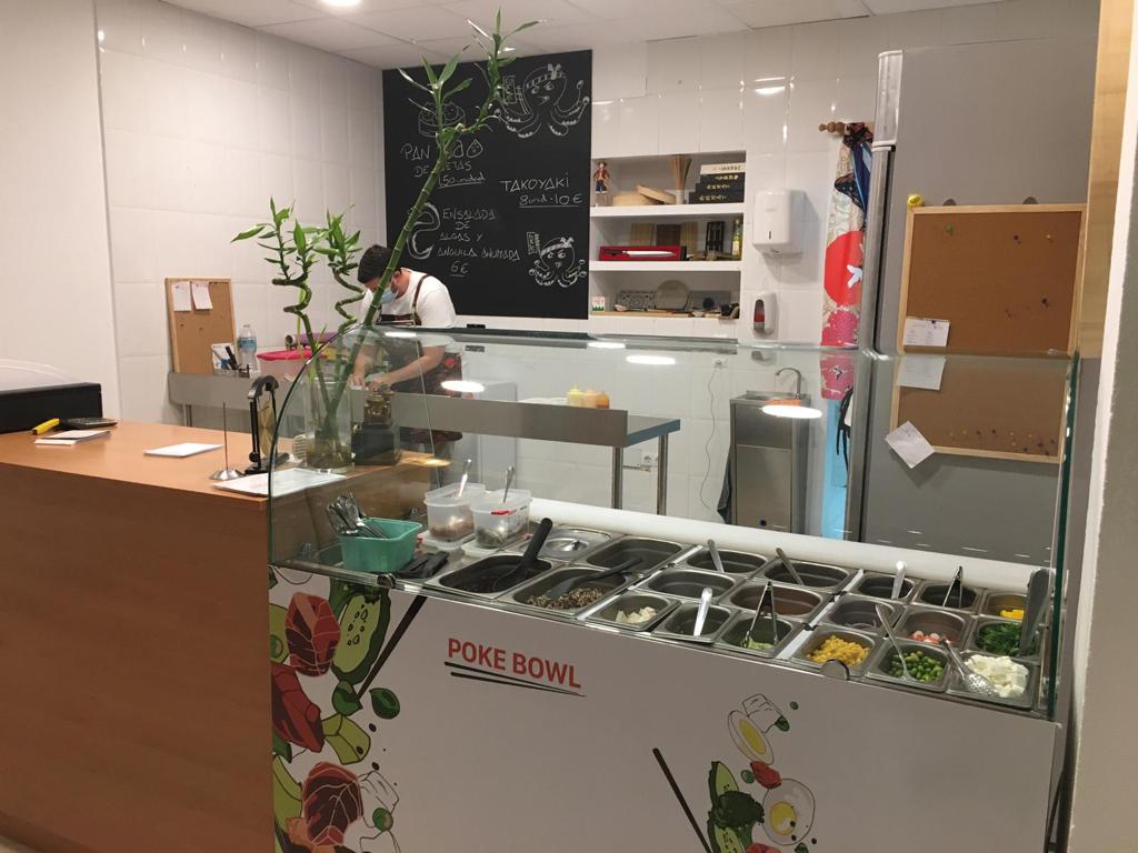 UMAMI sushi&poke — Ambiente