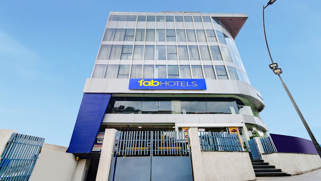 Fabhotel Wr Grand I