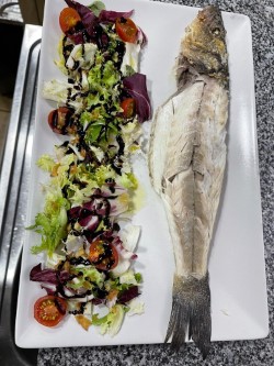 Garden city cocina tradicional — Del propietario