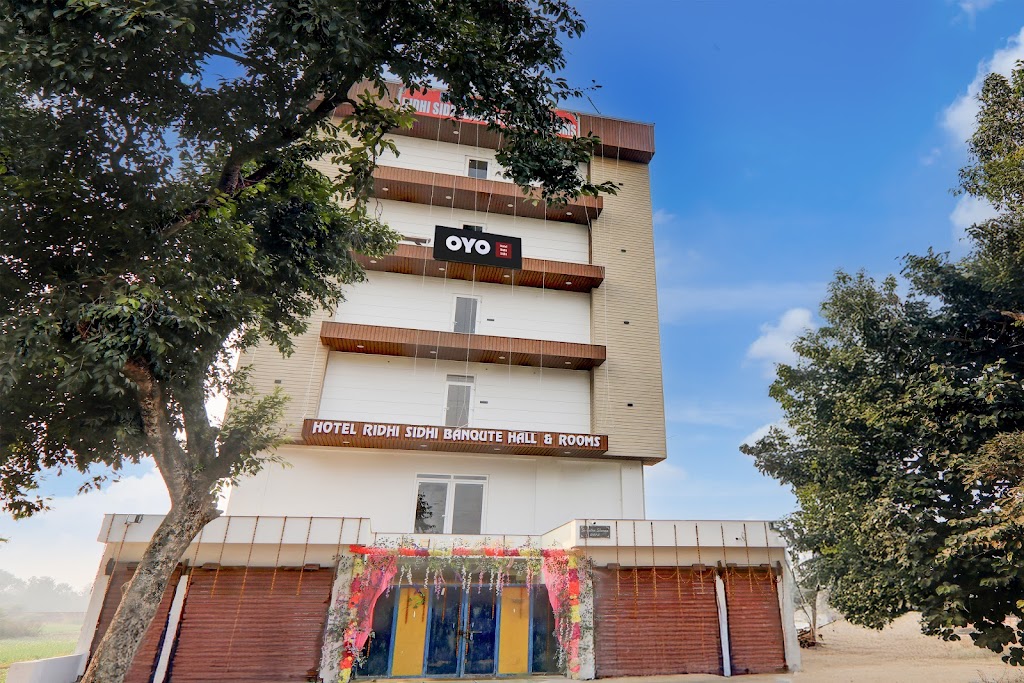 Hotel O Ridhi Sidhi Banquet Hall Rooms