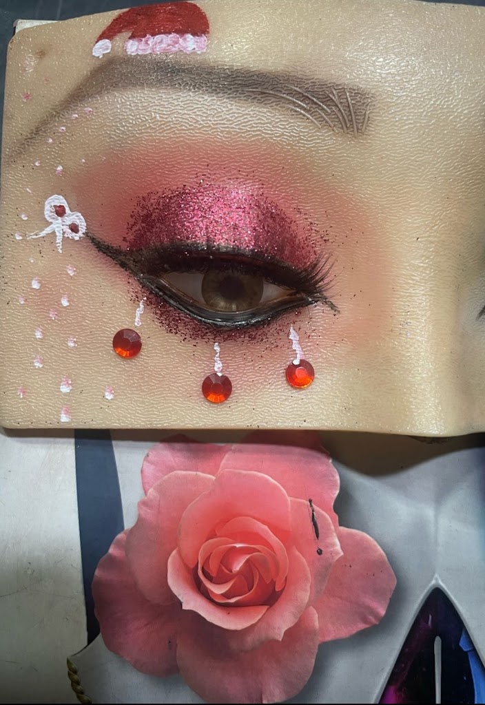 Inara Makeover Studio Academy Best Beauty Parlour In Indirapuram