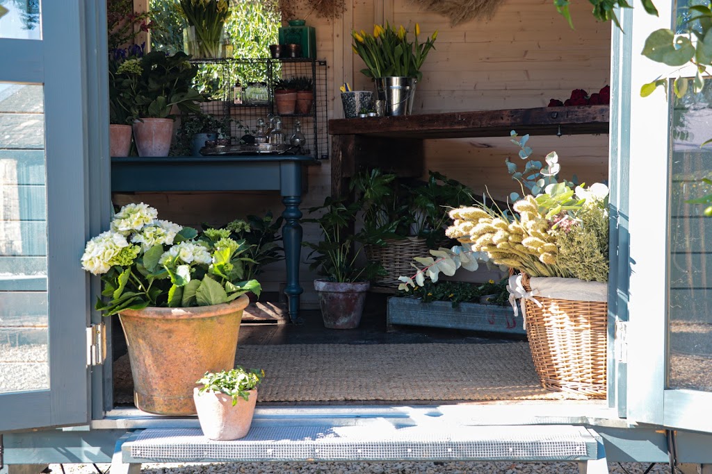 The Flower Hut Tetbury