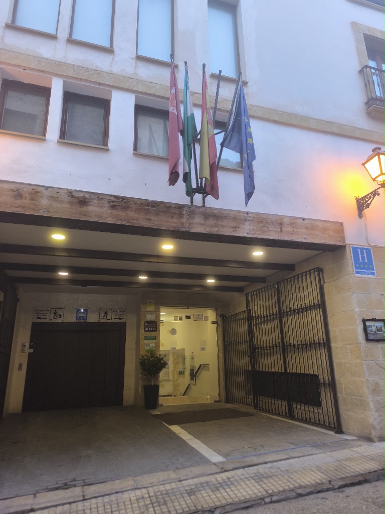 Hotel Rosaleda de Don Pedro — Exterior