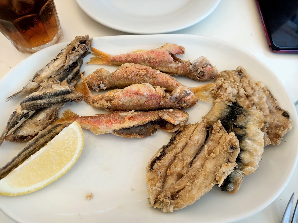 Bar Equiliqua — Comida y bebida